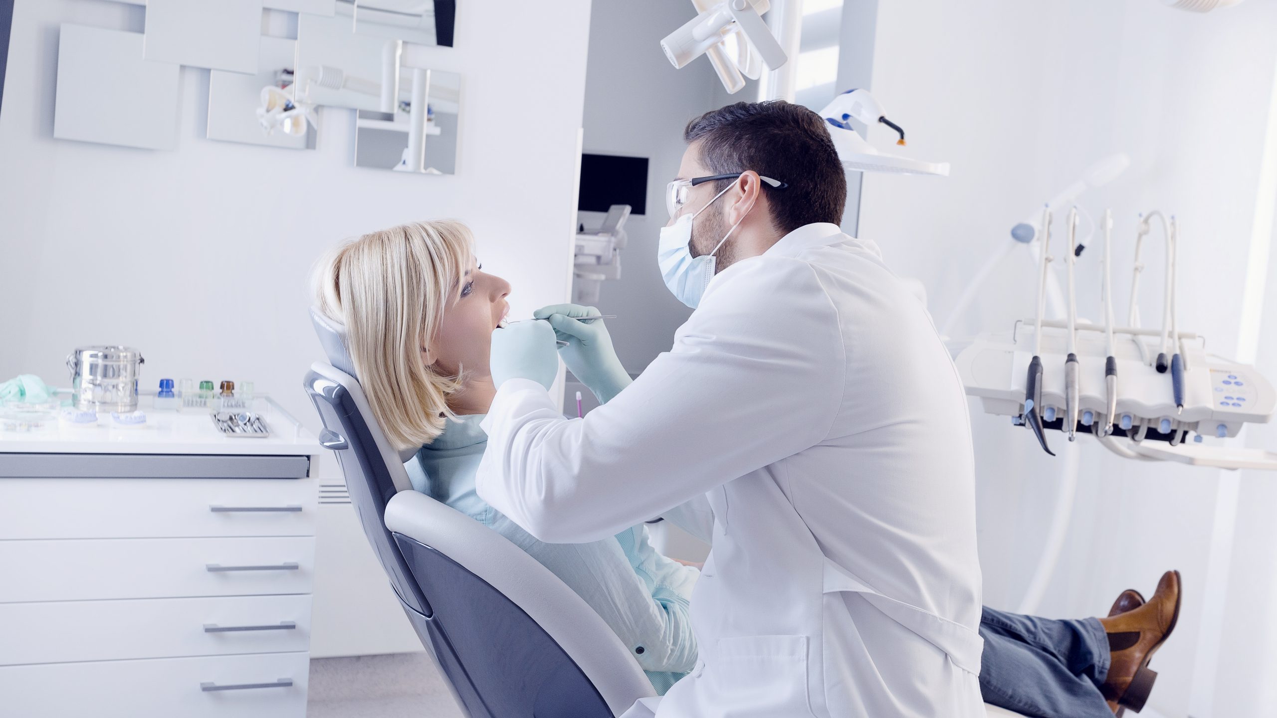 Dentist in Lawndale, CA
